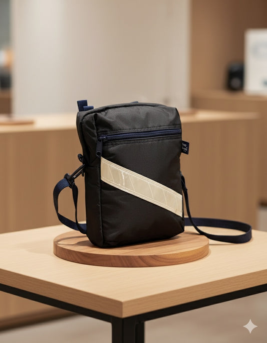 SIDE POCKET