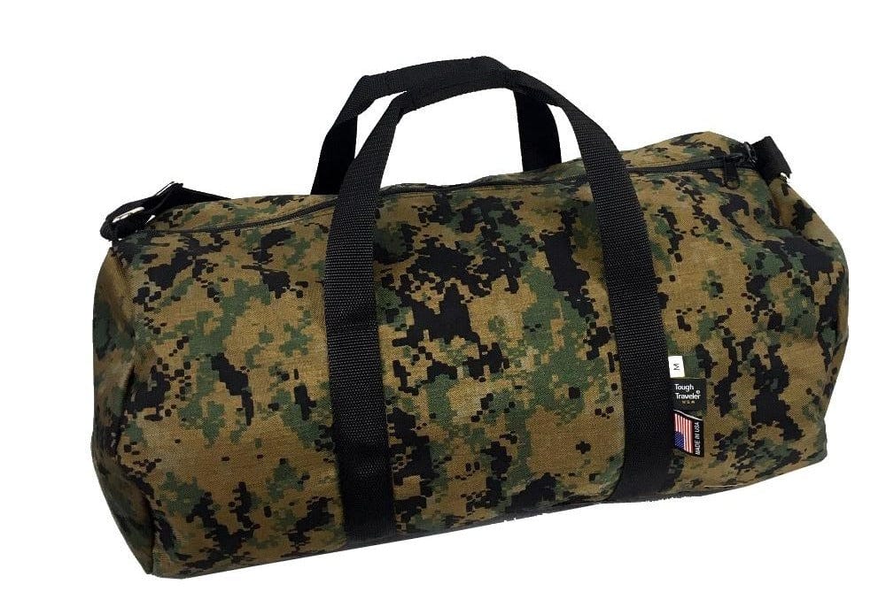 20 Inch Duffle Bag for Men, Women, Teens; 40 Liter Duffel Bag for Travel,  Gym, & Overnight, Carry-On Shoulder Duffel Tote Bag (Camo)
